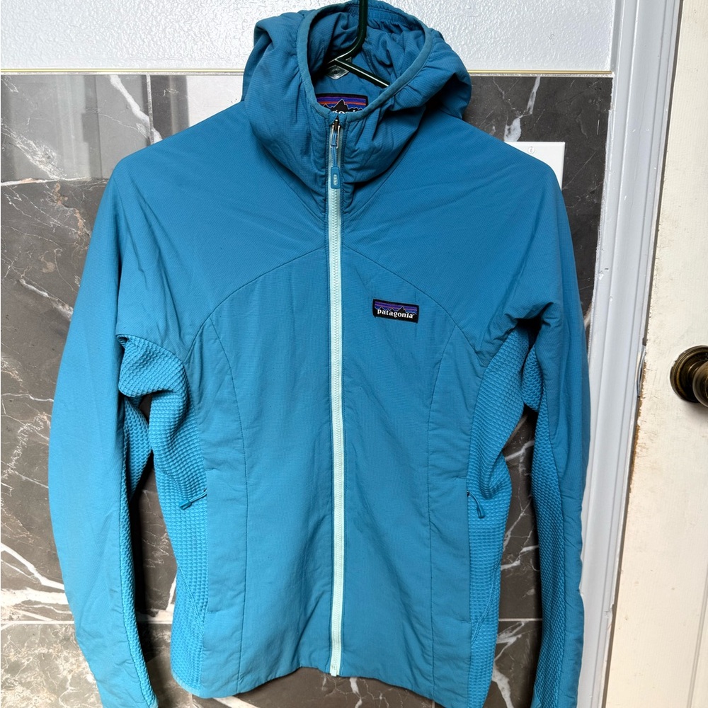 Patagonia nano air hybrid hood